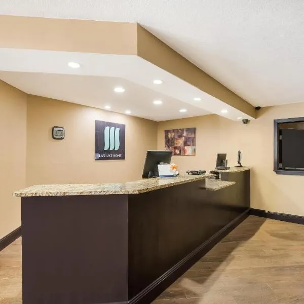 MainStay Suites Chattanooga Hamilton Place, hotel v destinaci Chattanooga