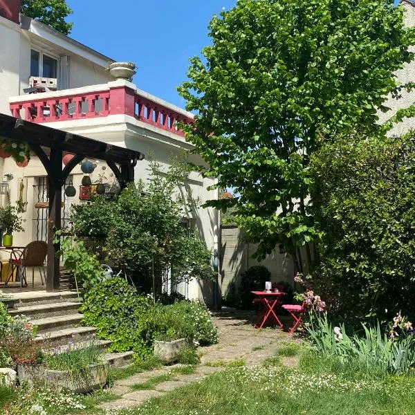Les Charmettes chambre d hôtes indépendante, hotel v destinaci Villemoisson-sur-Orge