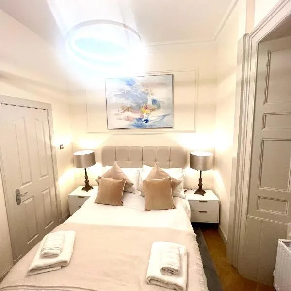 'Maisie' in ApartNest Auchterarder, hotel in Auchterarder