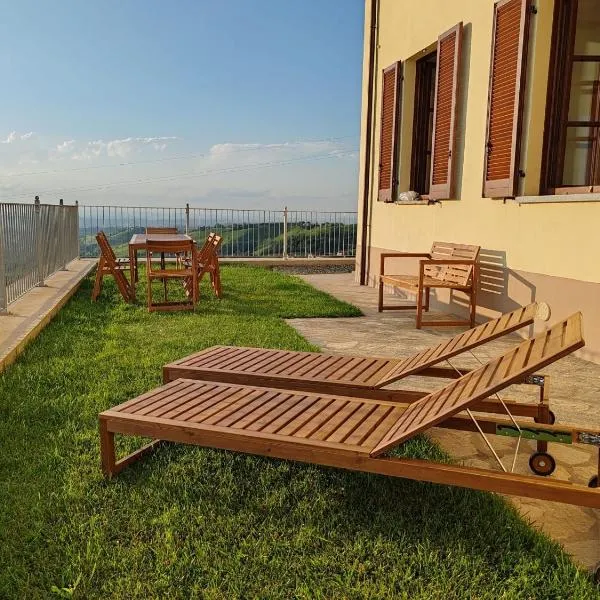 Rifugio Escursionistico Valdivilla, hotel in Santo Stefano Belbo