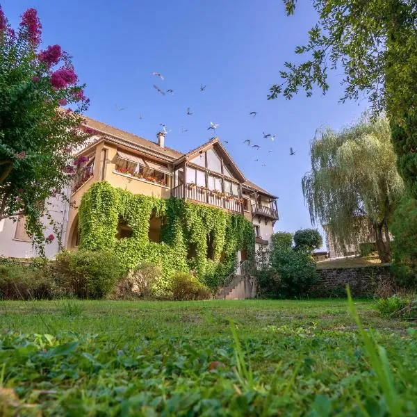 Bergerie du Château - Lacapelle Marival, hotel v destinácii Lacapelle-Marival