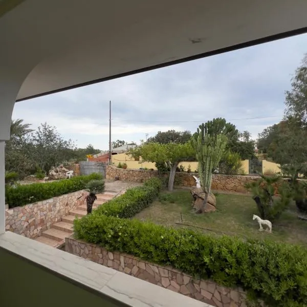 Appartamento a 4 minuti dal mare, hotel in Cala Liberotto