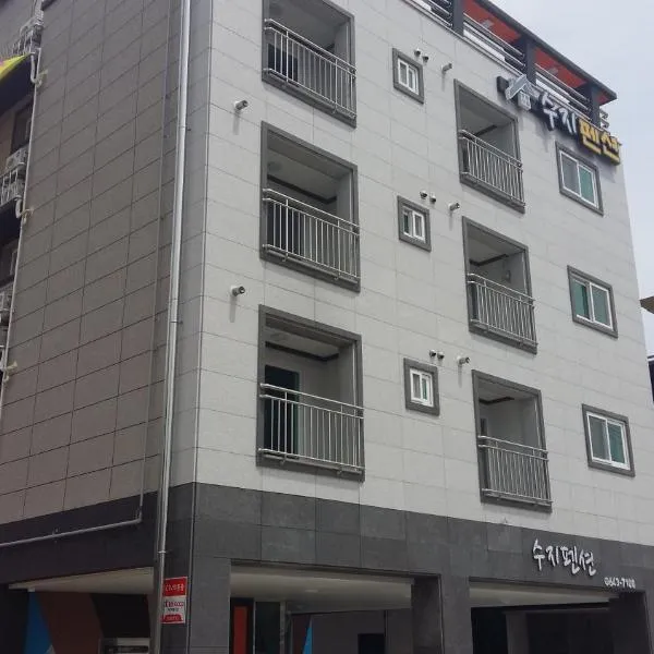 Suzy Pension, hotel in Yeosu