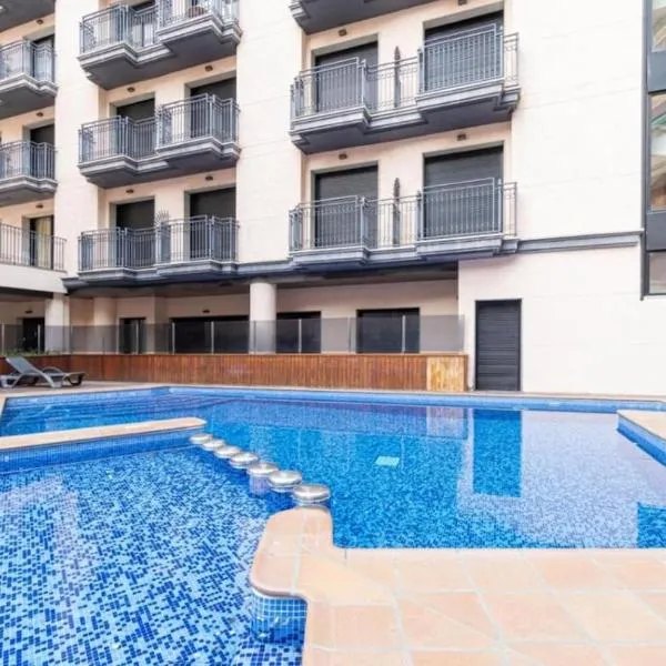 Costa Suite Beach, Pool and Parking, hotel di Lloret de Mar