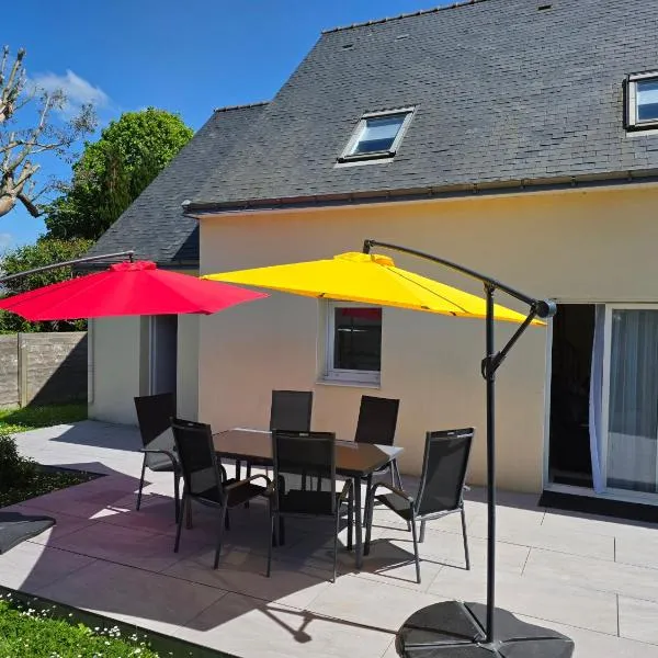 Maison de famille située à Saint-Molf.、Saint-Molfのホテル