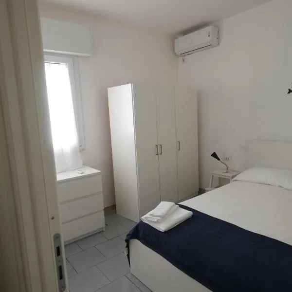 Case al mare in Salento - B10, hotel in Marina di Leuca