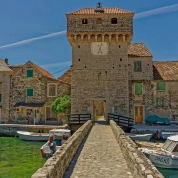 Apartman Kastel, hotel in Kaštela