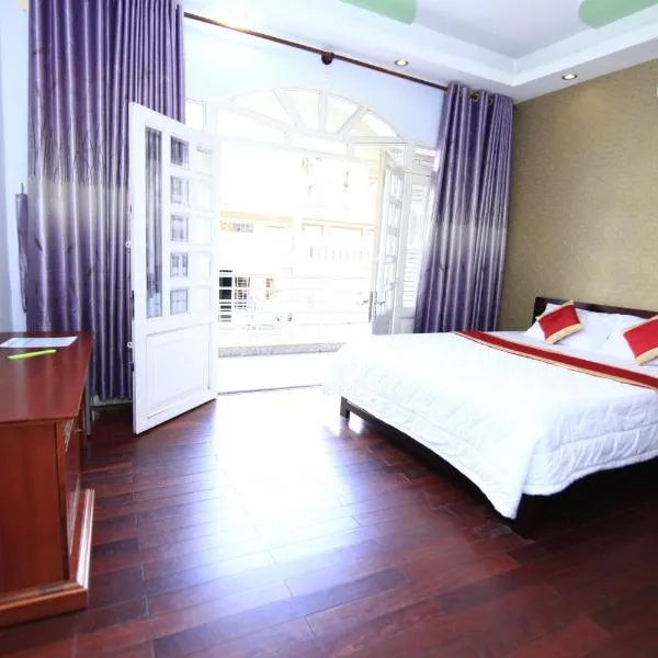 Truong Giang Hotel, hotel en Ðức Hòa