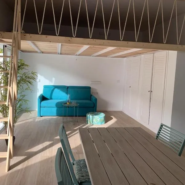 Beautiful apartment with pool terrace parking, hotel em Begur