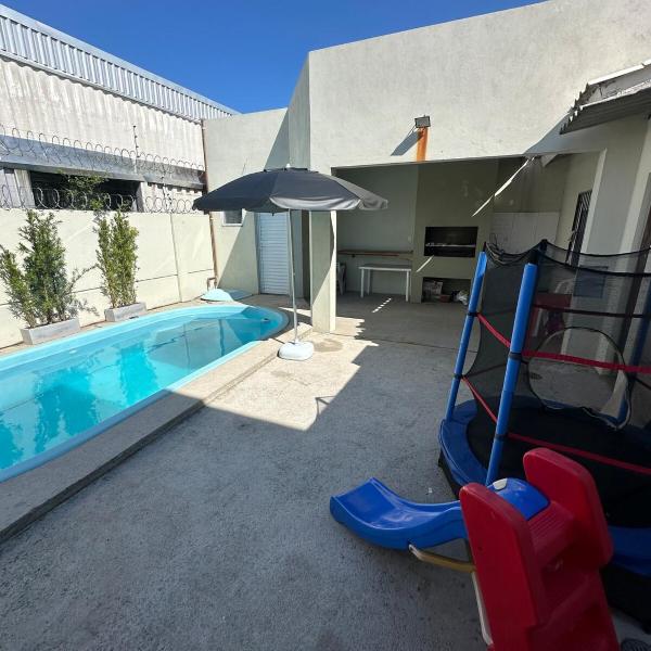 Casa de 2 dormitórios com piscina - Foto 4