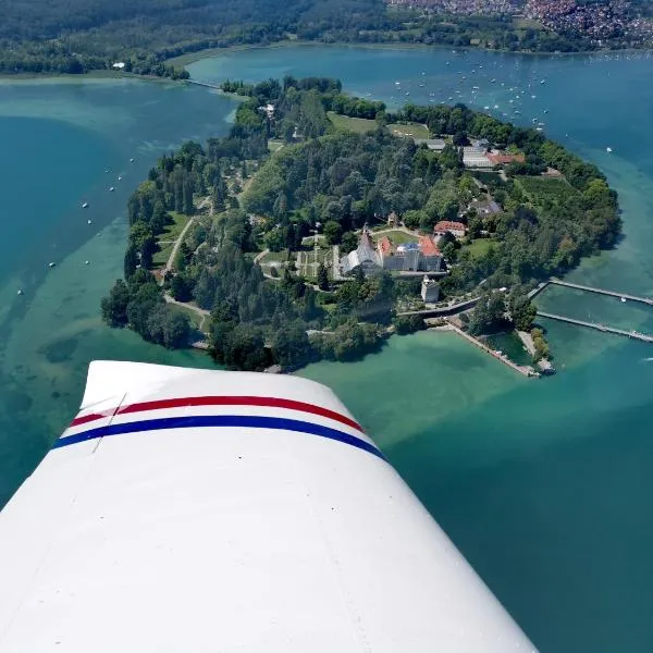BnB Fliegerhaeusle Hagnau 24h Self Check In, hotel v destinaci Hagnau
