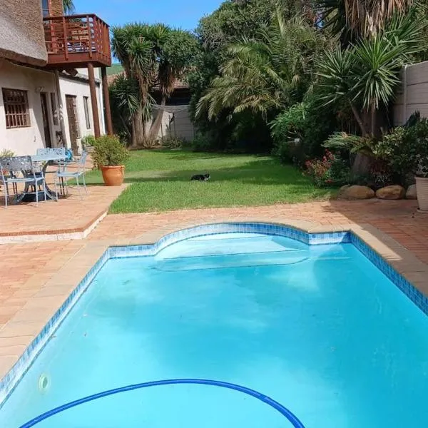 A new apartment with a view at Goedehoop, Strand, Western Cape, hotel in Strand