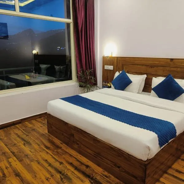 Paradise Inn Kasauli I Open Cafe I Restaurant I Party Events I Bonfire I DJ I Manki point View, hotel v destinaci Kasauli