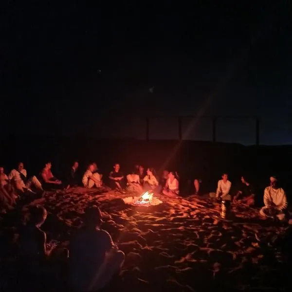 Desert Luma Camp, hotel v destinaci Al Raka