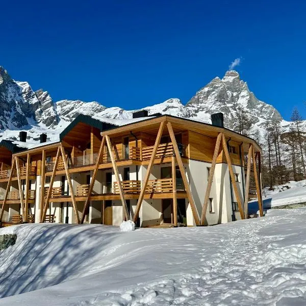 FLORA ALPINA EXPERIENCE - "Ski-to-Door" Brand New Chalet Apartments with Indoor Garage and Mountain View, hotel in Breuil-Cervinia