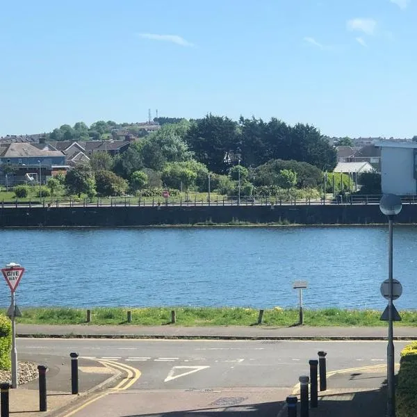 Llanelli Beach Cosy Escape, hotel v destinaci Llanelli