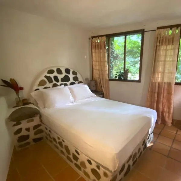Jungle River Lodge, hotel v destinaci La Ceiba