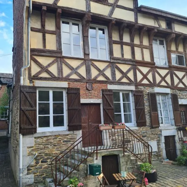 Maison espagnole du XVIème siècle、Revinのホテル