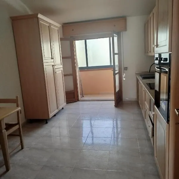 Big Apartment, hotel v mestu Assemini