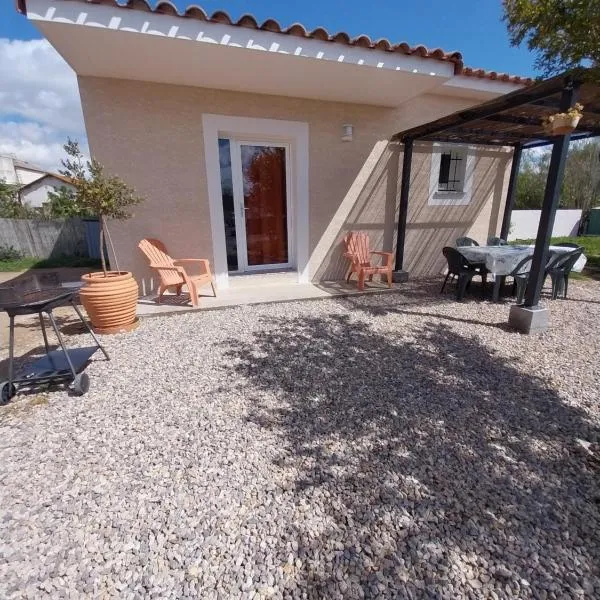 Petite villa Canet d'Aude, ξενοδοχείο σε Canet d'Aude