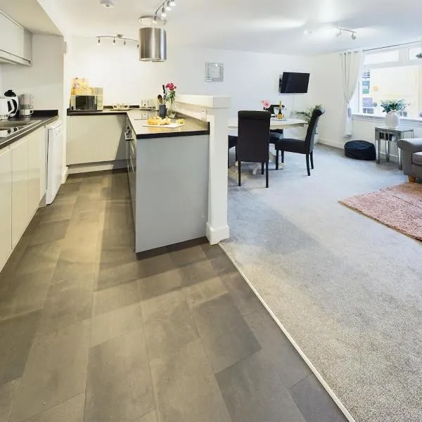 A beautiful apartment near all amenities, hotel in Ottery Saint Mary
