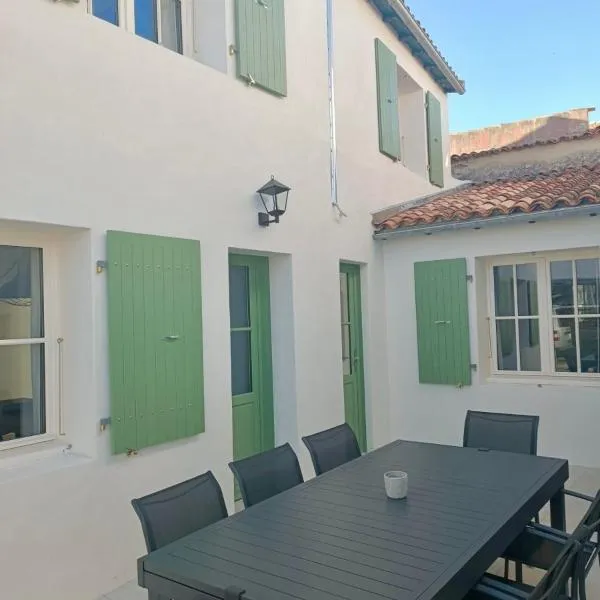 Maison de centre-ville Ars en Ré, hotel v destinaci Ars-en-Ré