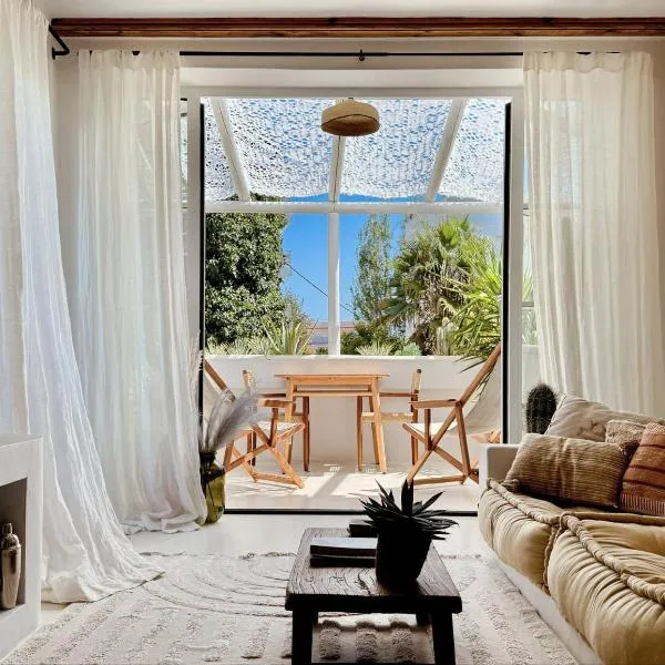 Stories Jàvea - Cosy Boho apartment El Arenal - Toplocation - 250m from the beach!, hotell i Jávea