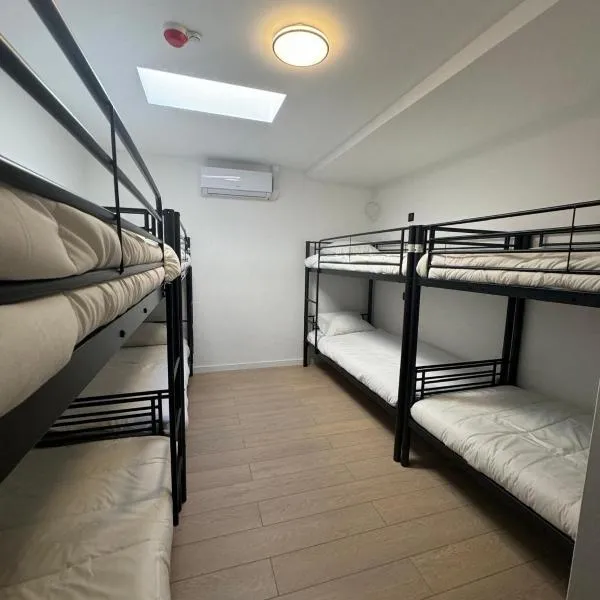 Y Hostel photo 2