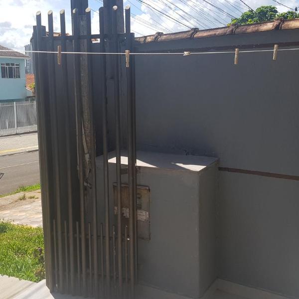 Casa no centro de Foz! Ar-condicionado, Smart Tv, Wi-fi, Cozinha, Ventilador e 4 Camas - Foto 3