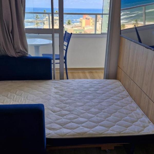 Apt lindo e novo vista mar com garagem orla de Pituba - Foto 2