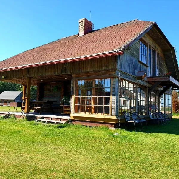 Vakarvēji, hotel a Mujani