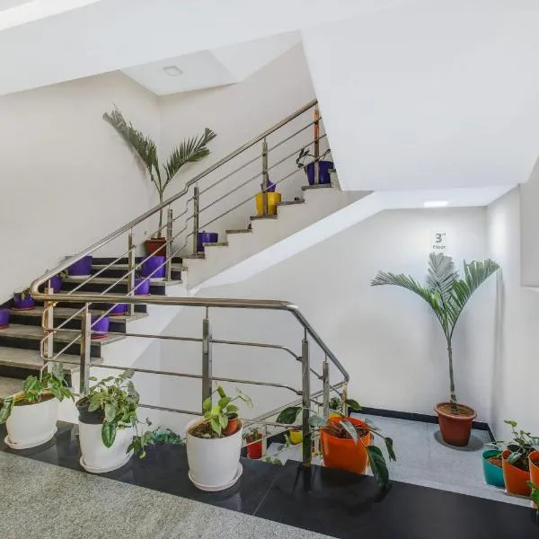 Hotel O D Suites, hotel v destinaci Lingampalli