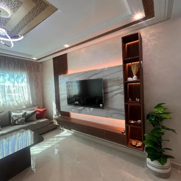 Apartamento moderno con wifi y parking gratis, hotel v destinaci Tanger