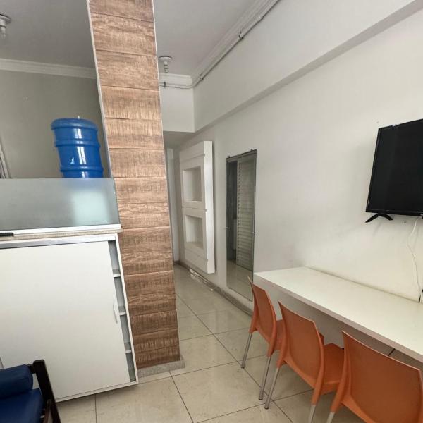 Studio 305 - Praia do Morro Guarapari ES - prédio frente Mar - varanda com vista mar - elevador - atravessou a avenida, ja esta na Praia - internet - SEM vaga ou VER Disponibilidade da garagem - Foto 5