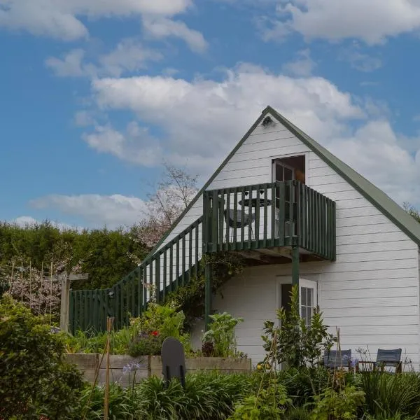 Cosy Orchard Loft, hotel a Tauranga