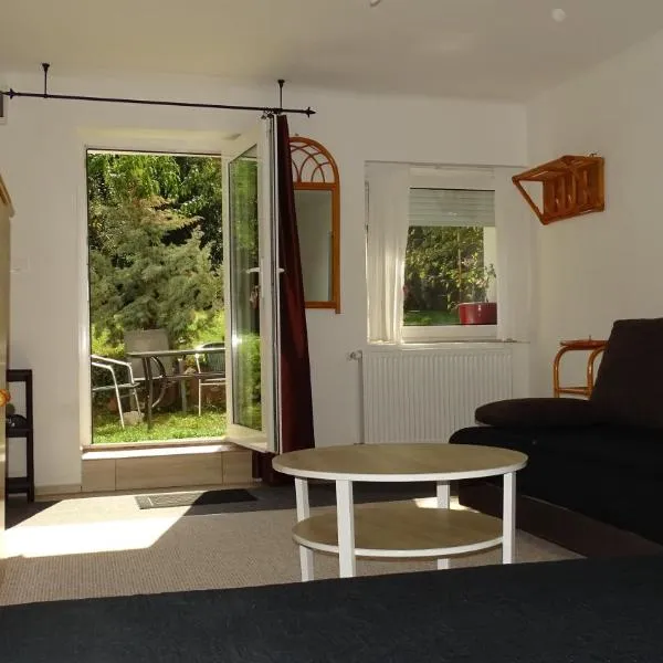 Panda apartman, hotel v Ostřihomi