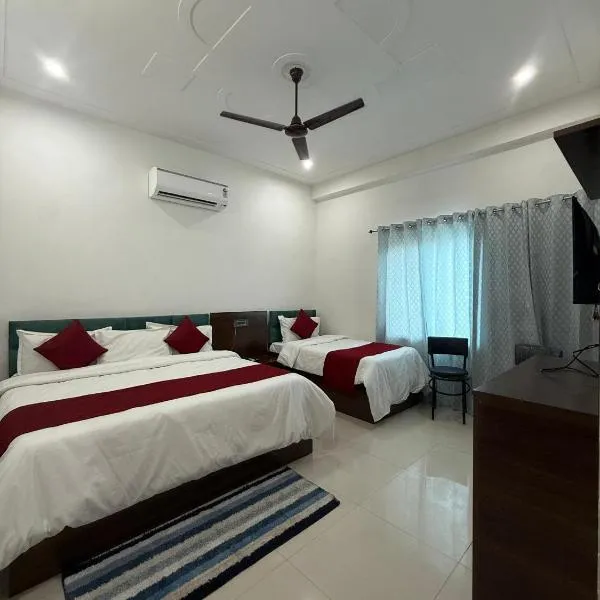 Shree shyam pay at hotel, hotel v destinaci Khātu