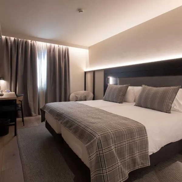 Hotel Màgic Pas, готель у Пас-де-ла-Касі