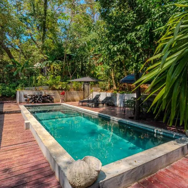Hostel-Island Paradise, Saboga Lodge and Villa Noelia, hotel v destinaci Panamá