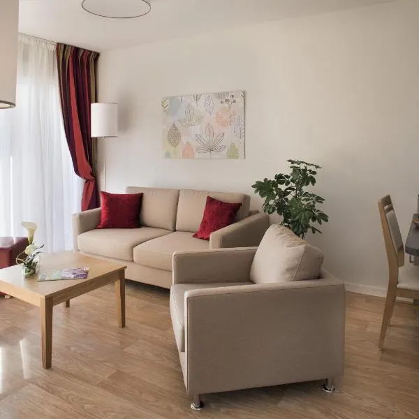 Domitys Les Gréements d'Or - résidence séniors, hotel v destinaci Douarnenez