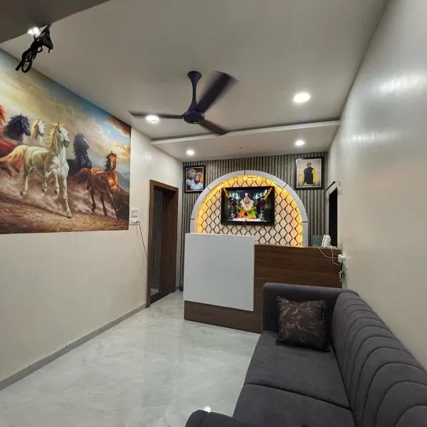 Shri Keshav Bhakt Niwas, hotel in Tuljapur