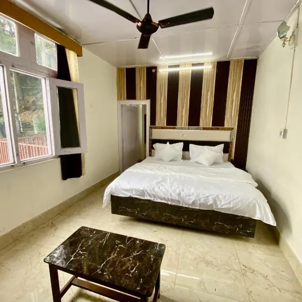 Hotel Binny Dalhousie, hotel in Dalhousie
