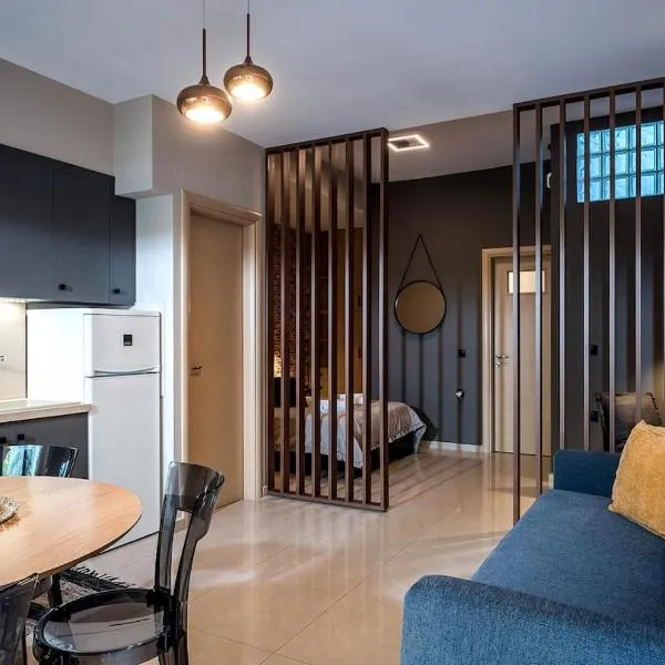 Herophile apartment close to airport & city center, hotel in Néa Alikarnassós
