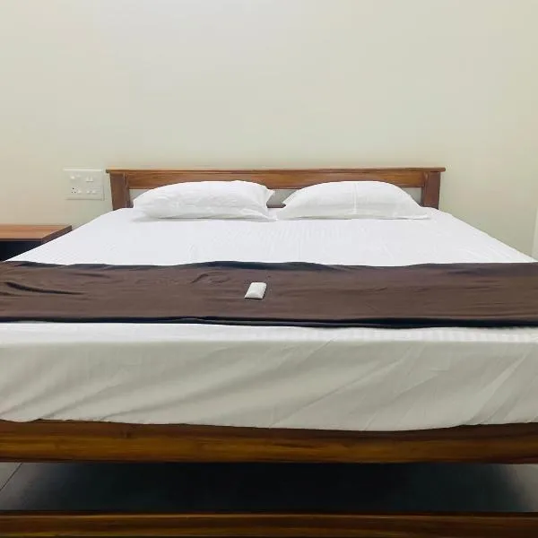 Yogi Ram Guest House, hotel in Tiruvannāmalai