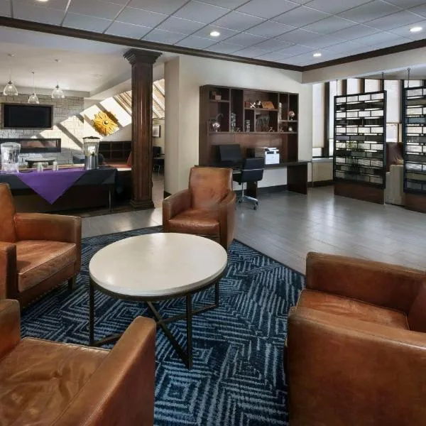DoubleTree by Hilton Manhattan, KS, hotel v destinaci Manhattan