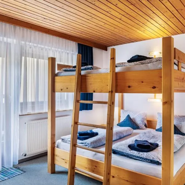 Studio Hochzillertal mit Sauna, hotel in Ried im Zillertal