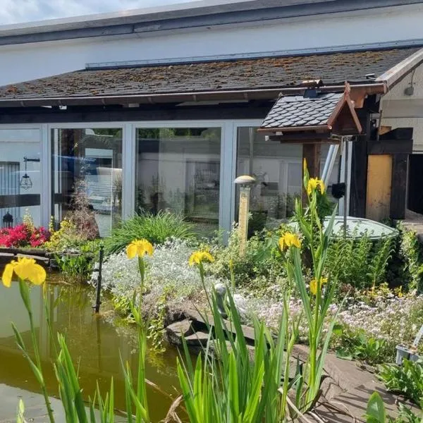 Ferienwohnung Oberburg, khách sạn ở Solingen