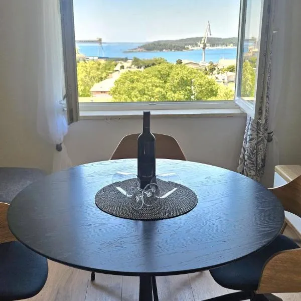 Vista Porto Apartment, hotel in Pula