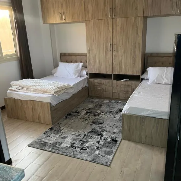 Studios استديوهات فندقيه, hotel in 6th Of October