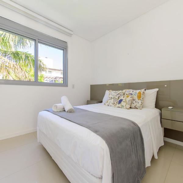 Apê decorado em Jurerê, perto da praia VJ8376 - Foto 2